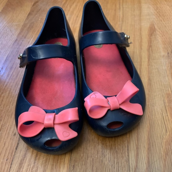 Mini Melissa - Picture 2 of 2